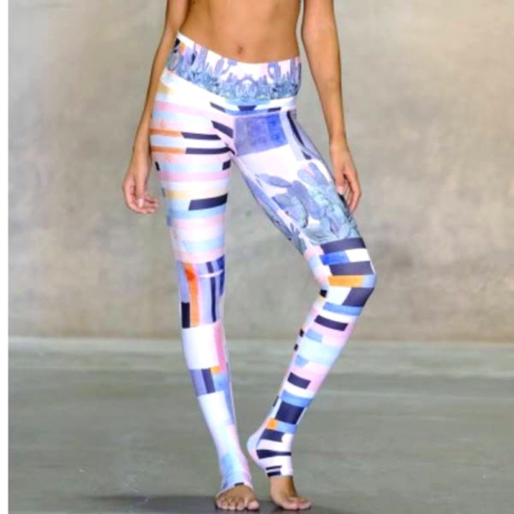 Niyama Sol CORAL DUNES ENDLESS LEGGING, Small